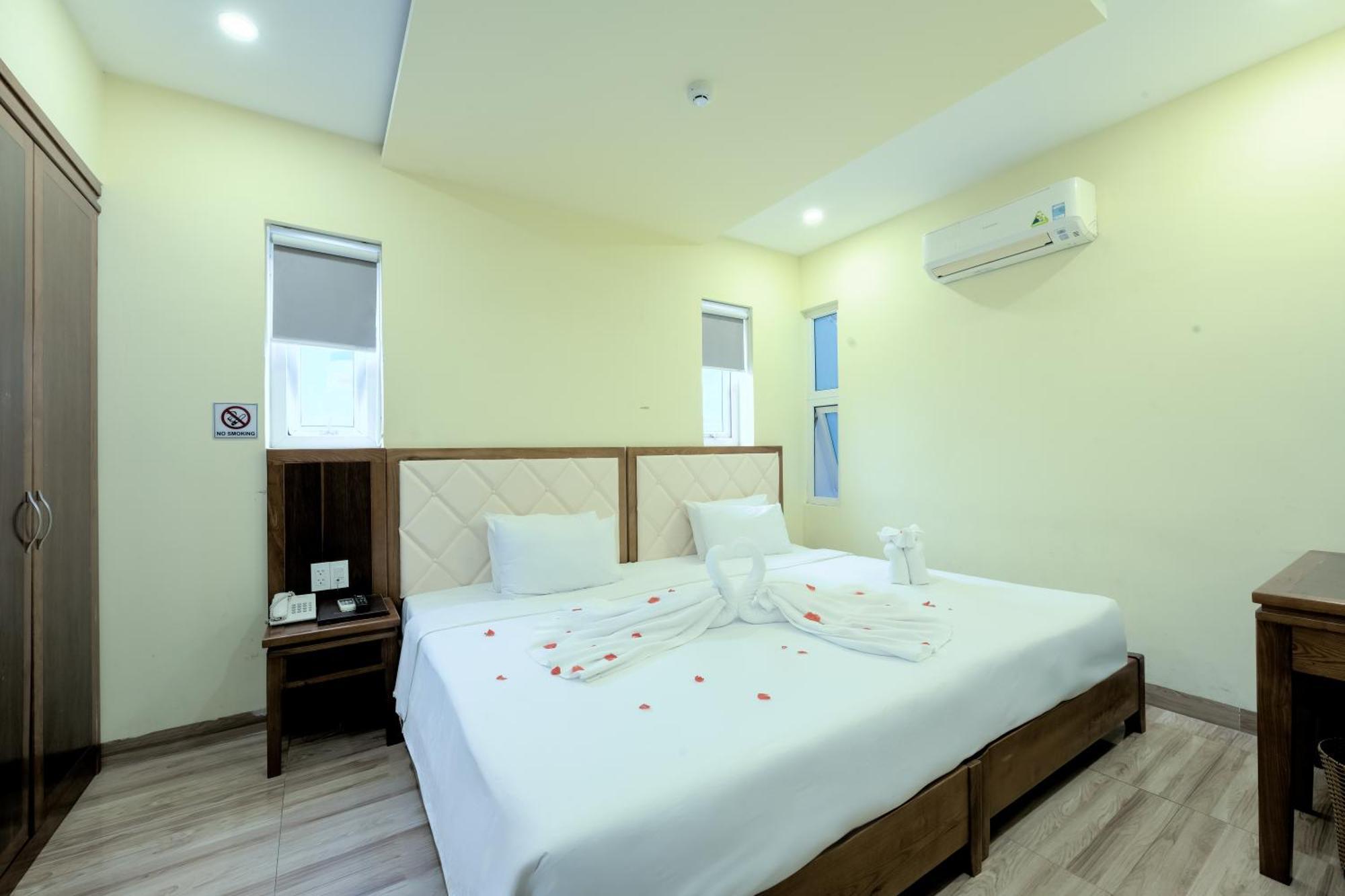Dana Sailing Hotel Дананг Экстерьер фото